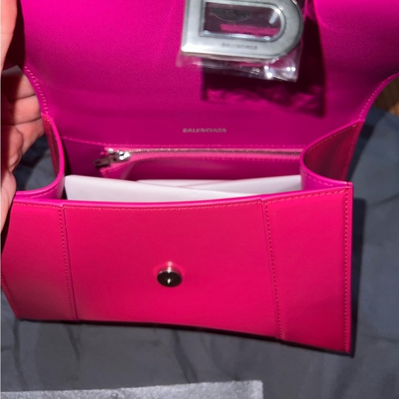 BALENCIAGA WOMEN’S HOURGLASS SMALL HANDBAG - Picture 7 of 7